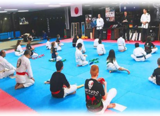 “SHIRUDO’s Community Spirit: The Power of Training Together”